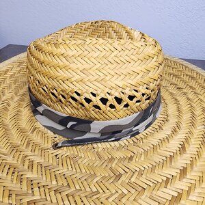 Dorfman Pacific Company Stylish Light Straw Hat Camo Band Summer Country Western